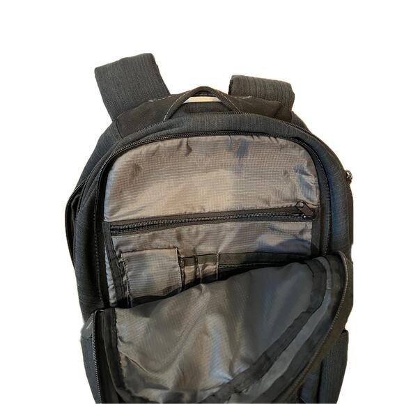 Targus Black Computer Padded Backpack - Picture 4 of 5